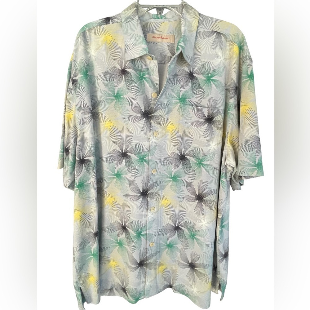 🔥🌴Tommy Bahama mens XL colorful silk button down shirt. Unique, vintage, MINT!